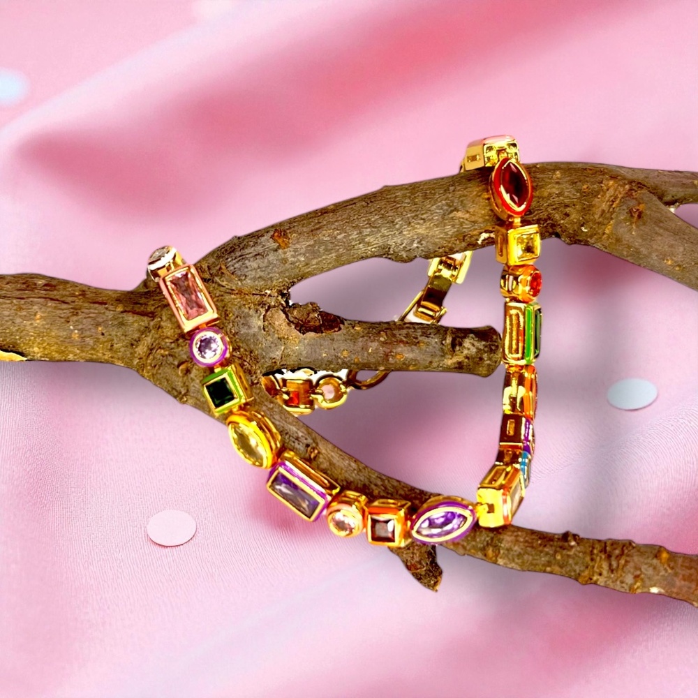 Hand Enameled Rainbow Amethyst, Ruby, Sapphire Bracelet in Gold - Picture 4 of 11